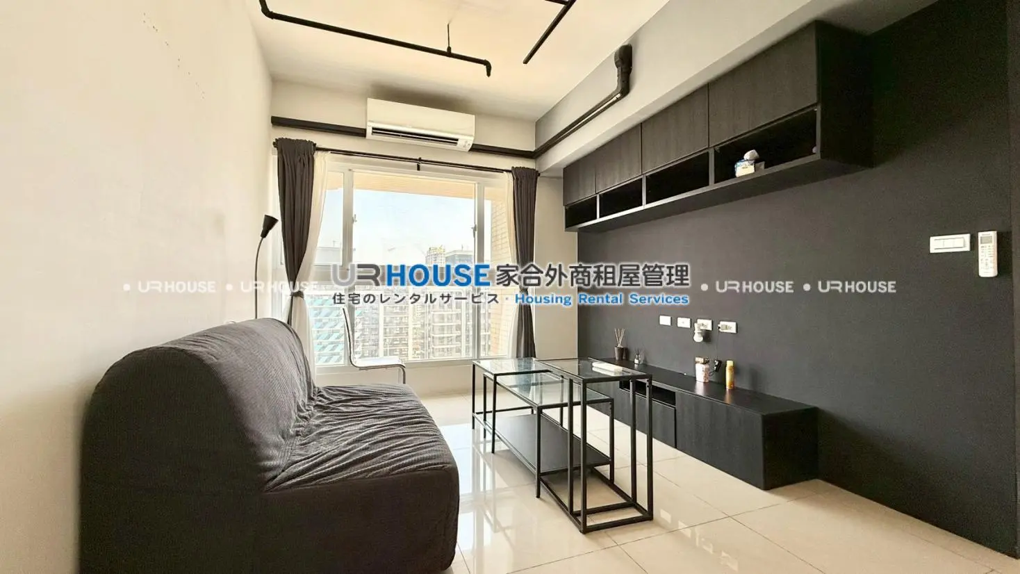 3 bedrooms apartment for rent in Sanchong District, New Taipei City | NT$ 46 000 | 23 ping slide 0