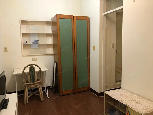 Room for rent NT$ 15 800 - Section 3, Roosevelt Road - 1 room