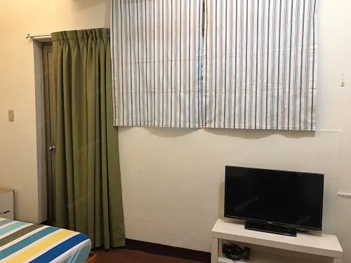Room for rent NT$ 15 800 - Section 3, Roosevelt Road - 1 room