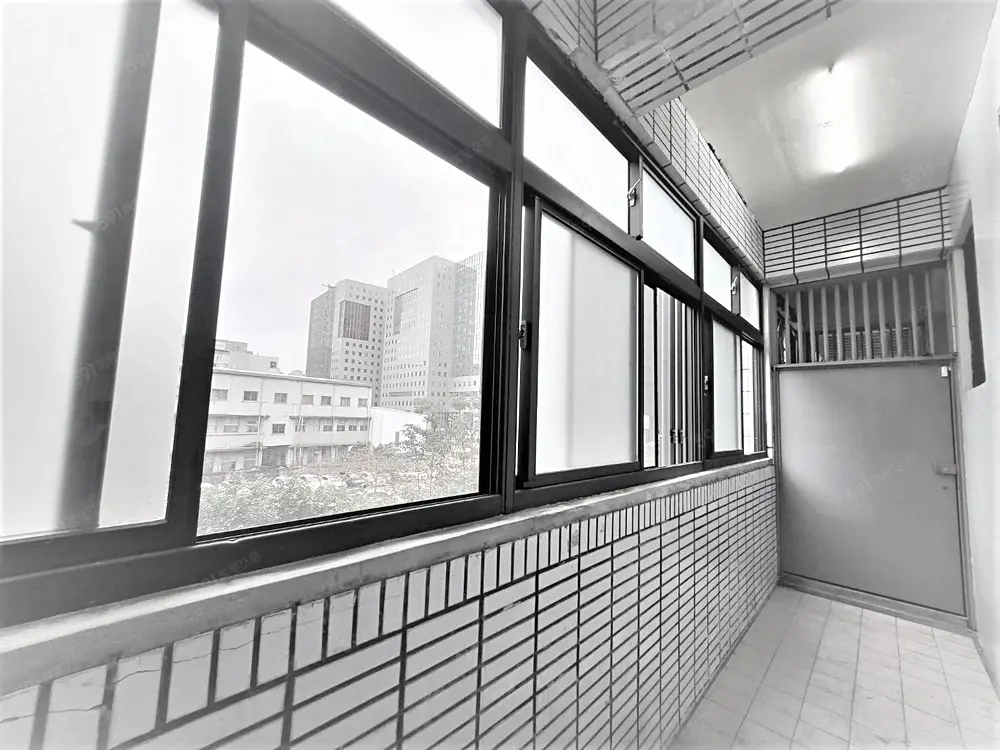 Industrial building for rent in Zhonghe District, New Taipei City | NT$ 50 000 | 65 ping slide 4
