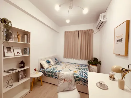 Private room for rent TWD 16 000 -  - 4 bedrooms