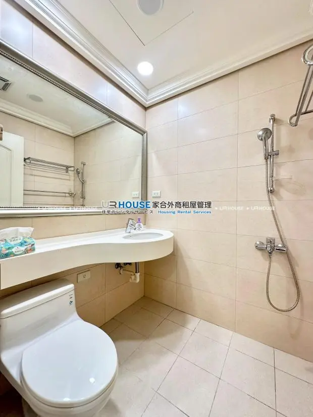 2 bedrooms apartment for rent in Beitou District, Taipei City | NT$ 65 145 | 18 ping slide 12