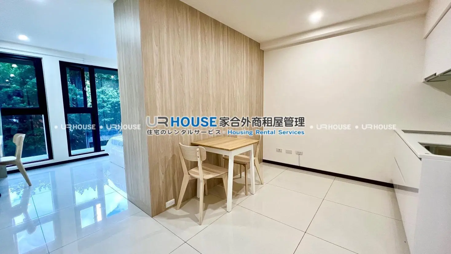 1 room apartment for rent in Zhongzheng District, Taipei City | NT$ 49 800 | 11 ping slide 1