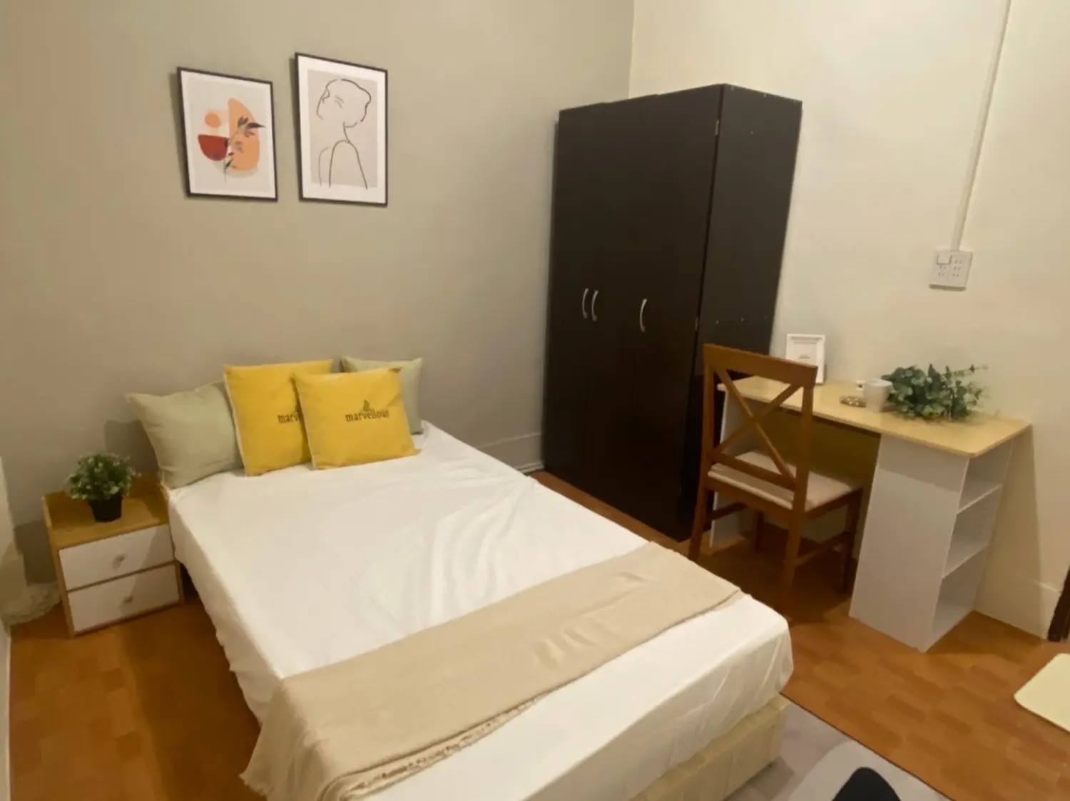 Private room for rent TWD 10 000 - 4 ping - Shilin District,Taipei City slide 0