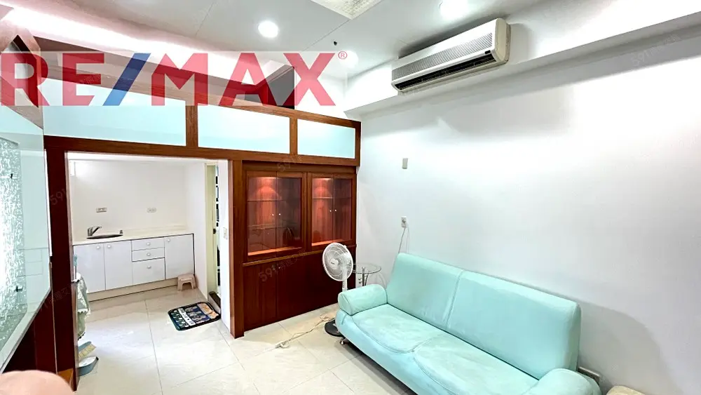 1 room apartment for rent in Zhongzheng District, Taipei City | NT$ 29 000 | 16 ping slide 10