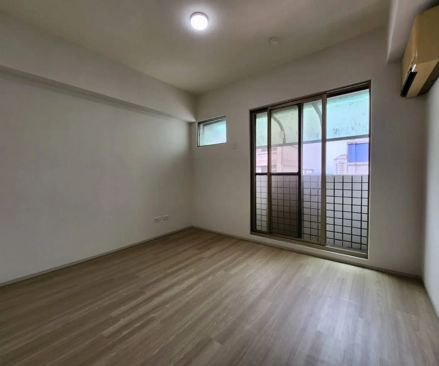 4 bedrooms apartment for sale in Pingtung City, Pingtung County | NT$ 8 980 000 | 33 ping slide 2