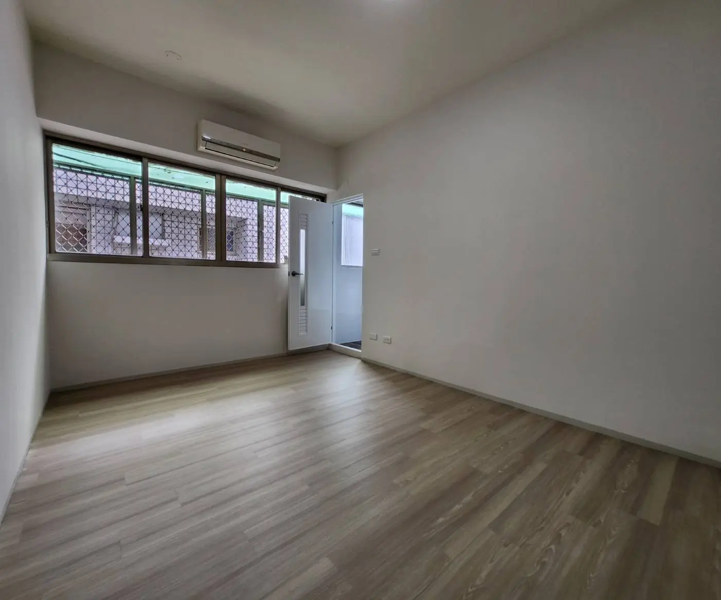 4 bedrooms apartment for sale in Pingtung City, Pingtung County | NT$ 8 980 000 | 33 ping slide 6