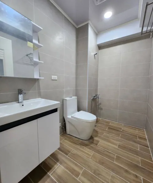 Apartment for sale NT$ 8 980 000 - Datong North Road - 4 bedrooms