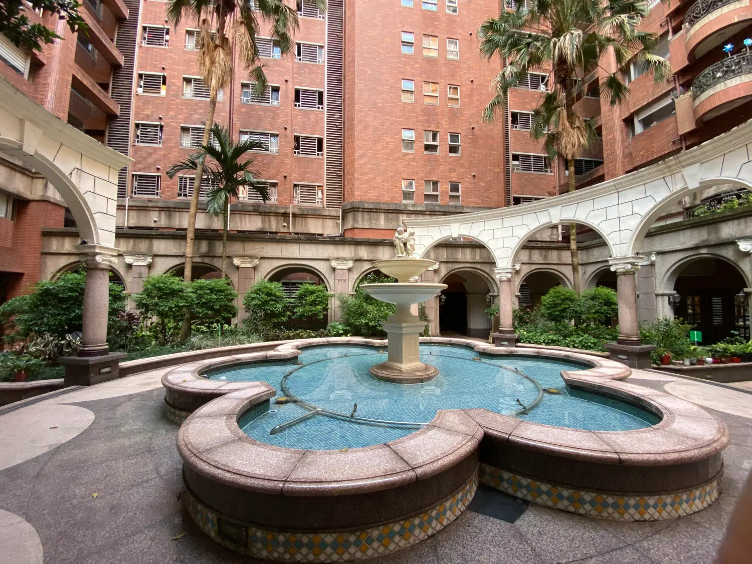 Studio apartment for rent TWD 50 000 - 50 ping - New Taipei City,Yonghe District slide 11