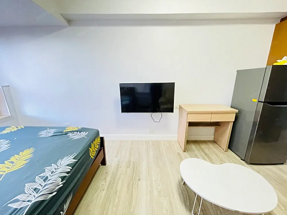 Studio apartment for rent in Zhongshan District, Taipei City | NT$ 28 000 | 10 ping slide 3