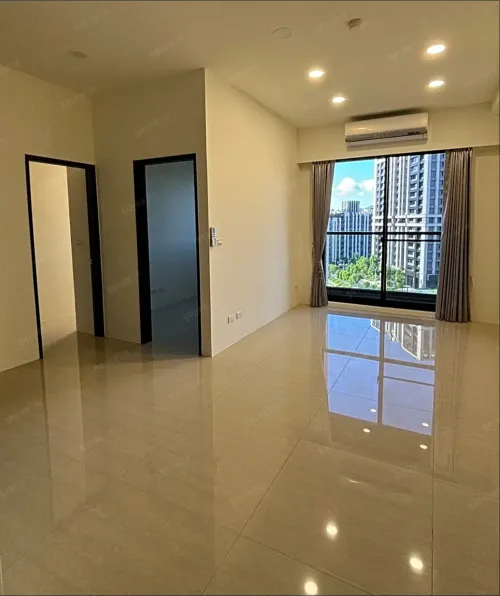 Apartment for rent TWD 39 800 - Yuanxin 1st St - 3 bedrooms