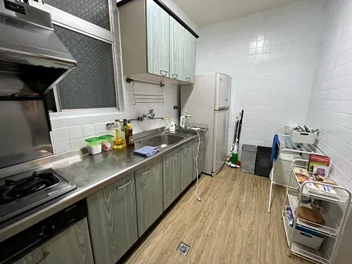 公寓 出租 TWD 50 000 - 新生南路一段145巷 - 3 房