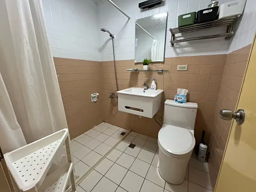 公寓 出租 TWD 50 000 - 新生南路一段145巷 - 3 房