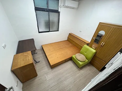 Room for rent TWD 10 000 - Alley 1, Lane 598, Zhongzheng Road - 3 bedrooms