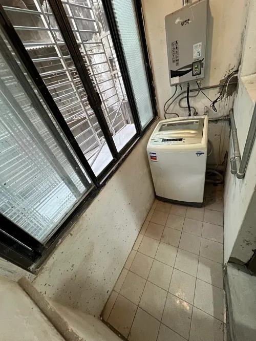 Room for rent TWD 10 000 - Alley 1, Lane 598, Zhongzheng Road - 3 bedrooms