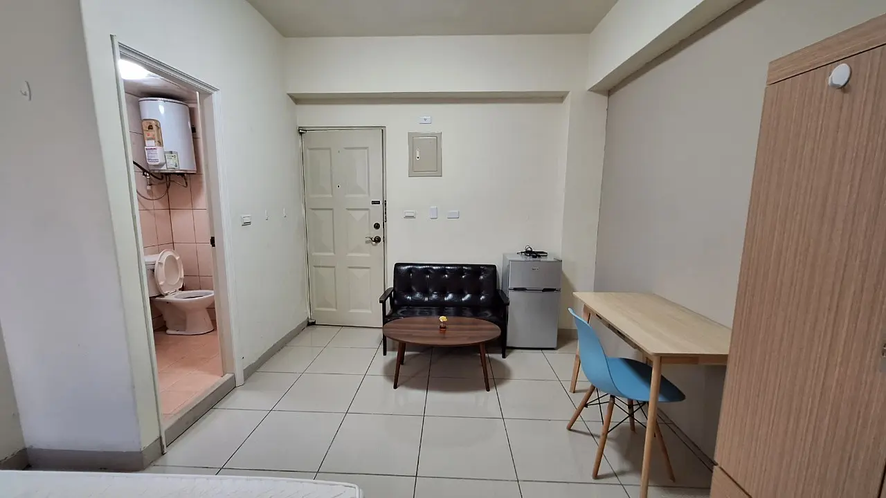 Room for rent in Xitun District, Taichung City | NT$ 7 200 | 5 ping slide 1