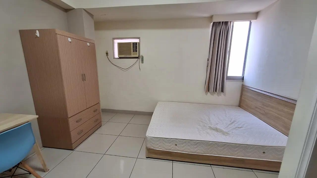 Room for rent in Xitun District, Taichung City | NT$ 7 200 | 5 ping slide 3