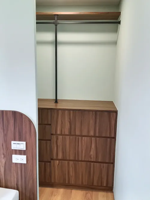 Room for rent NT$ 18 000 - Renyi Rd - 3 bedrooms
