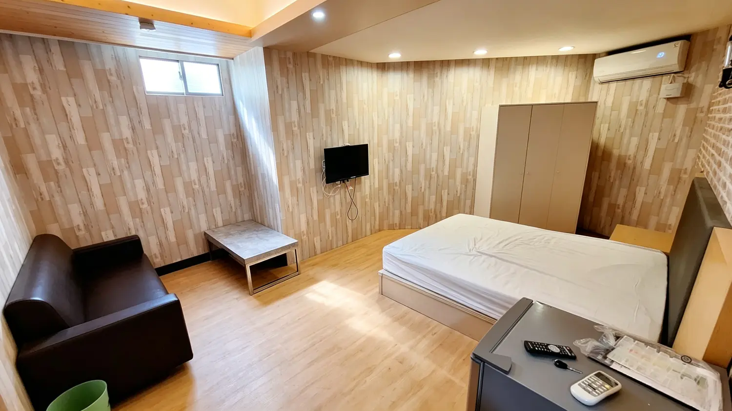 Room for rent in Xitun District, Taichung City | NT$ 7 800 | 5 ping slide 0
