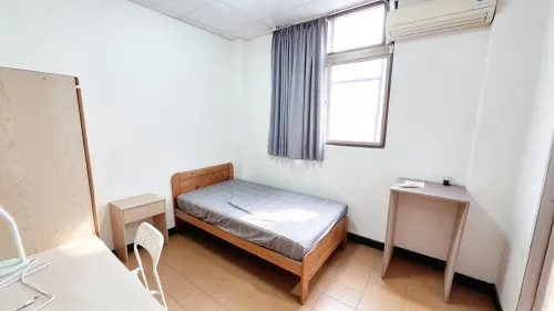 Room for rent NT$ 5 000 - Fuxing Road - 1 room