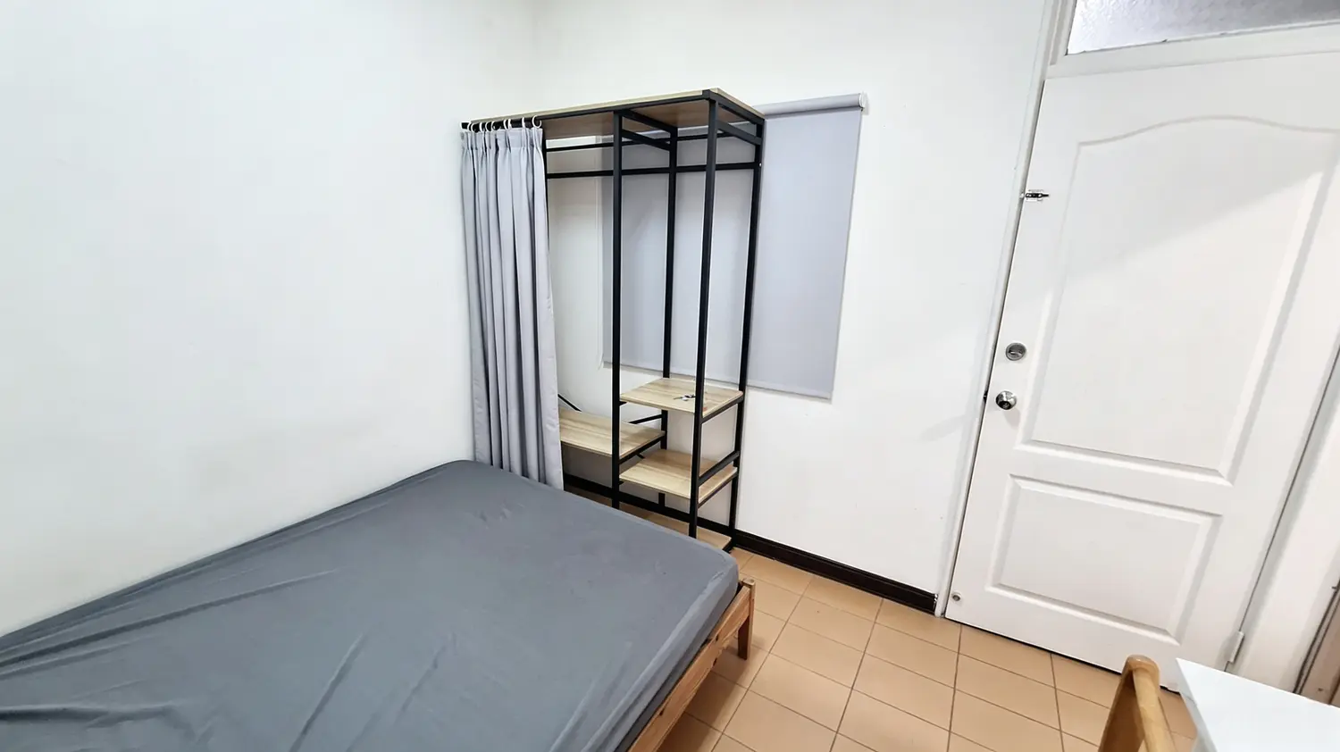 Room for rent in Xitun District, Taichung City | NT$ 5 200 | 5 ping slide 3