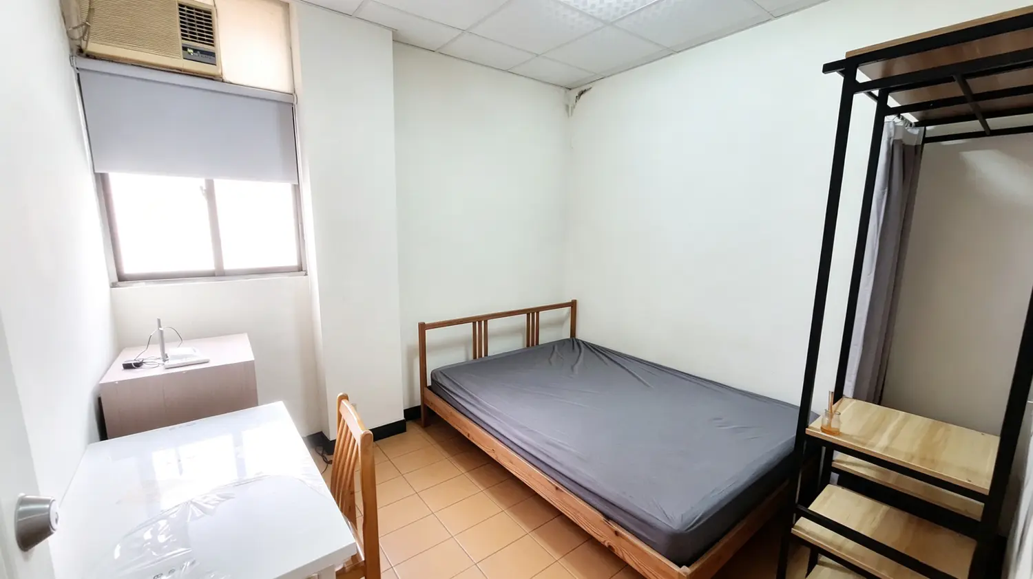 Room for rent in Xitun District, Taichung City | NT$ 5 200 | 5 ping slide 4
