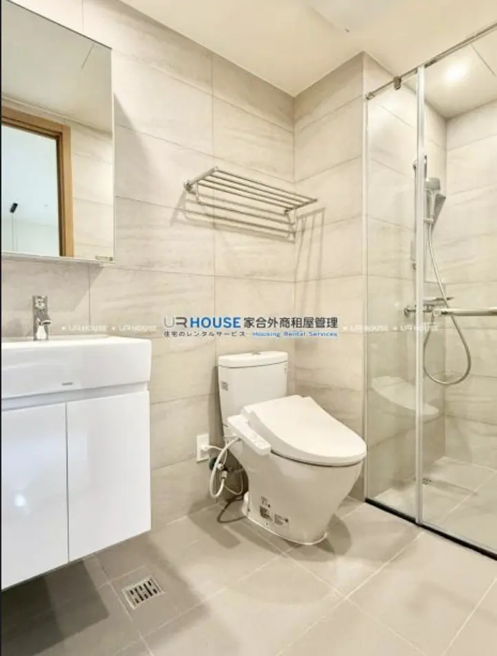 2 bedrooms apartment for rent in Wanhua District, Taipei City | NT$ 50 000 | 13 ping slide 13