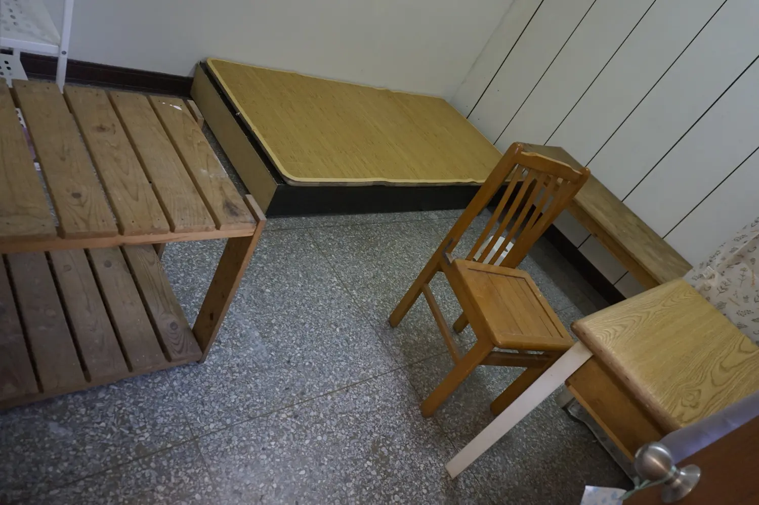 Room for rent in Zhongzheng District, Taipei City | NT$ 7 300 | 3 ping slide 2