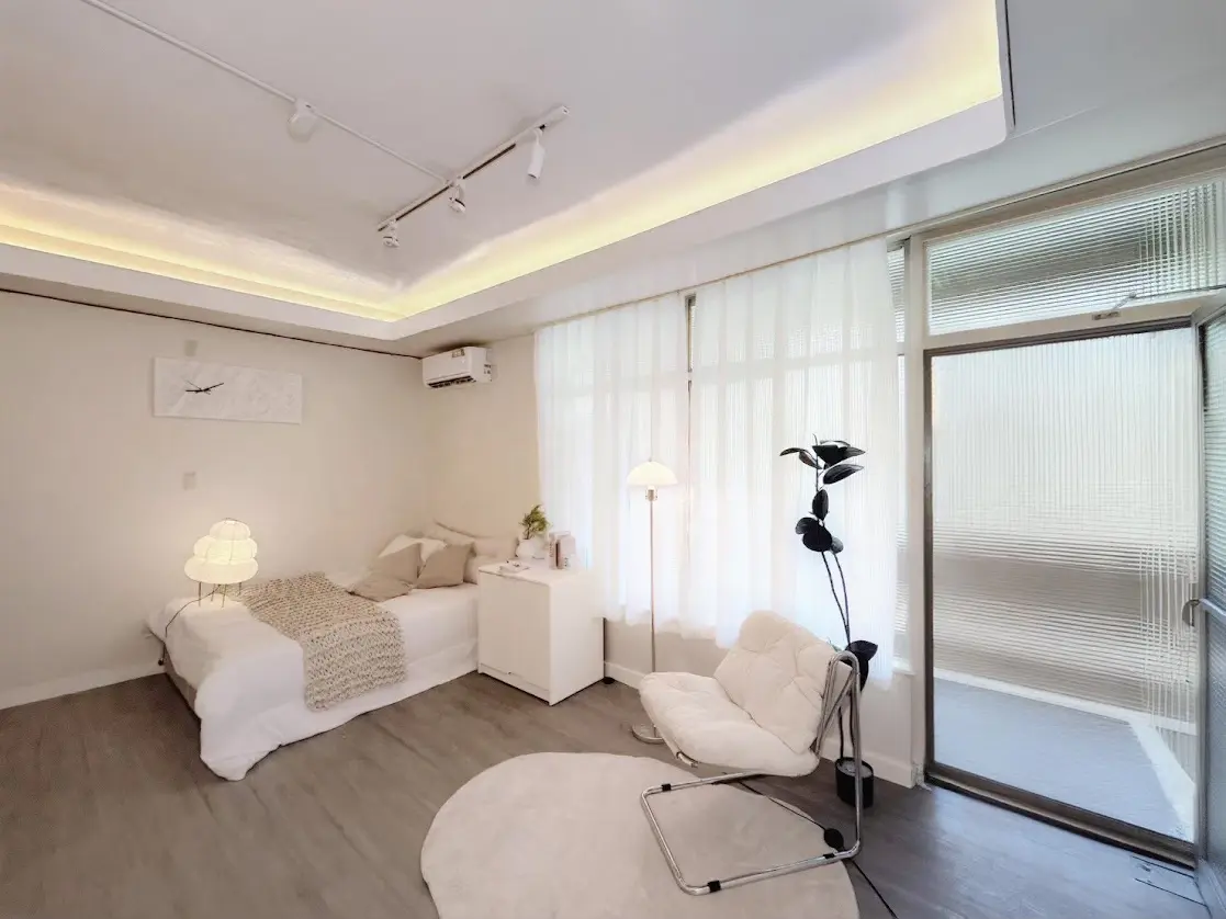 Room for rent in Taipei City, Daan District | NT$ 16 900 | 5 ping slide 4