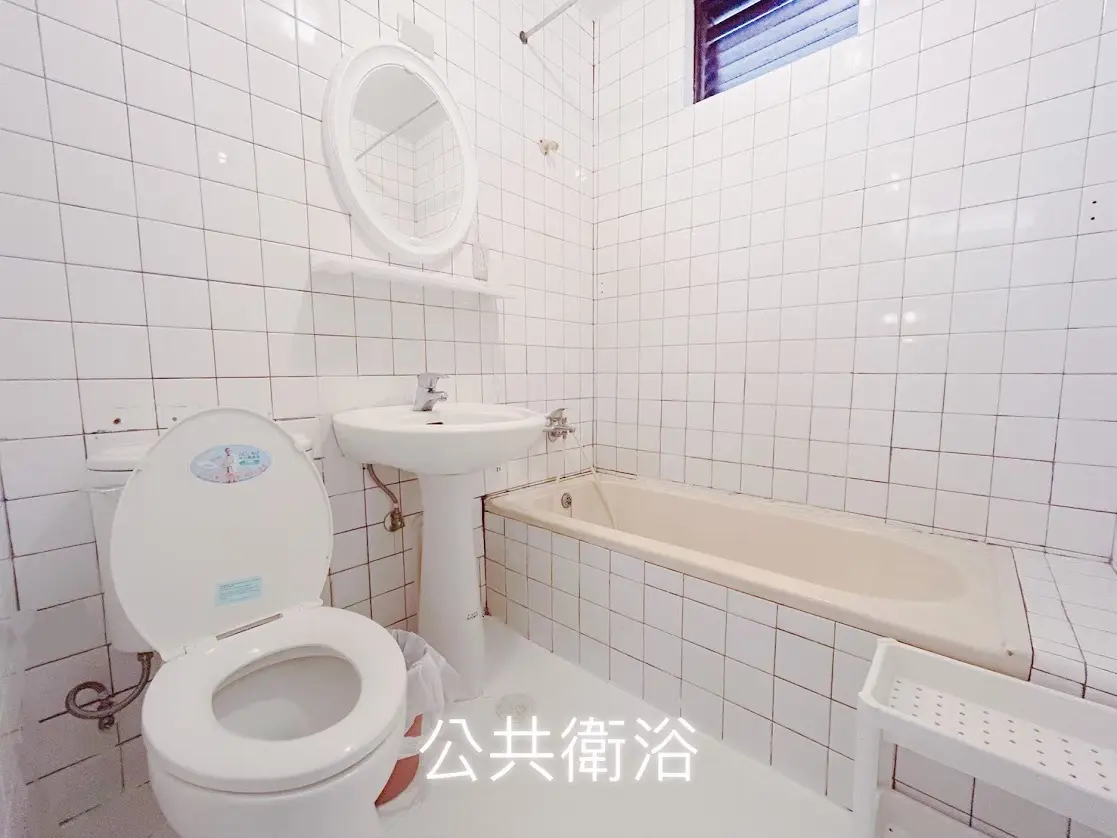 Room for rent in Taipei City, Daan District | NT$ 16 900 | 5 ping slide 5