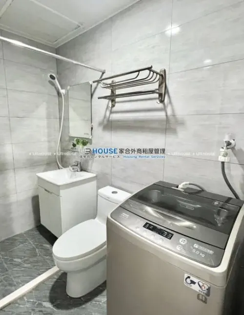 Apartment for rent NT$ 23 300 - Chenggong Road - 2 bedrooms