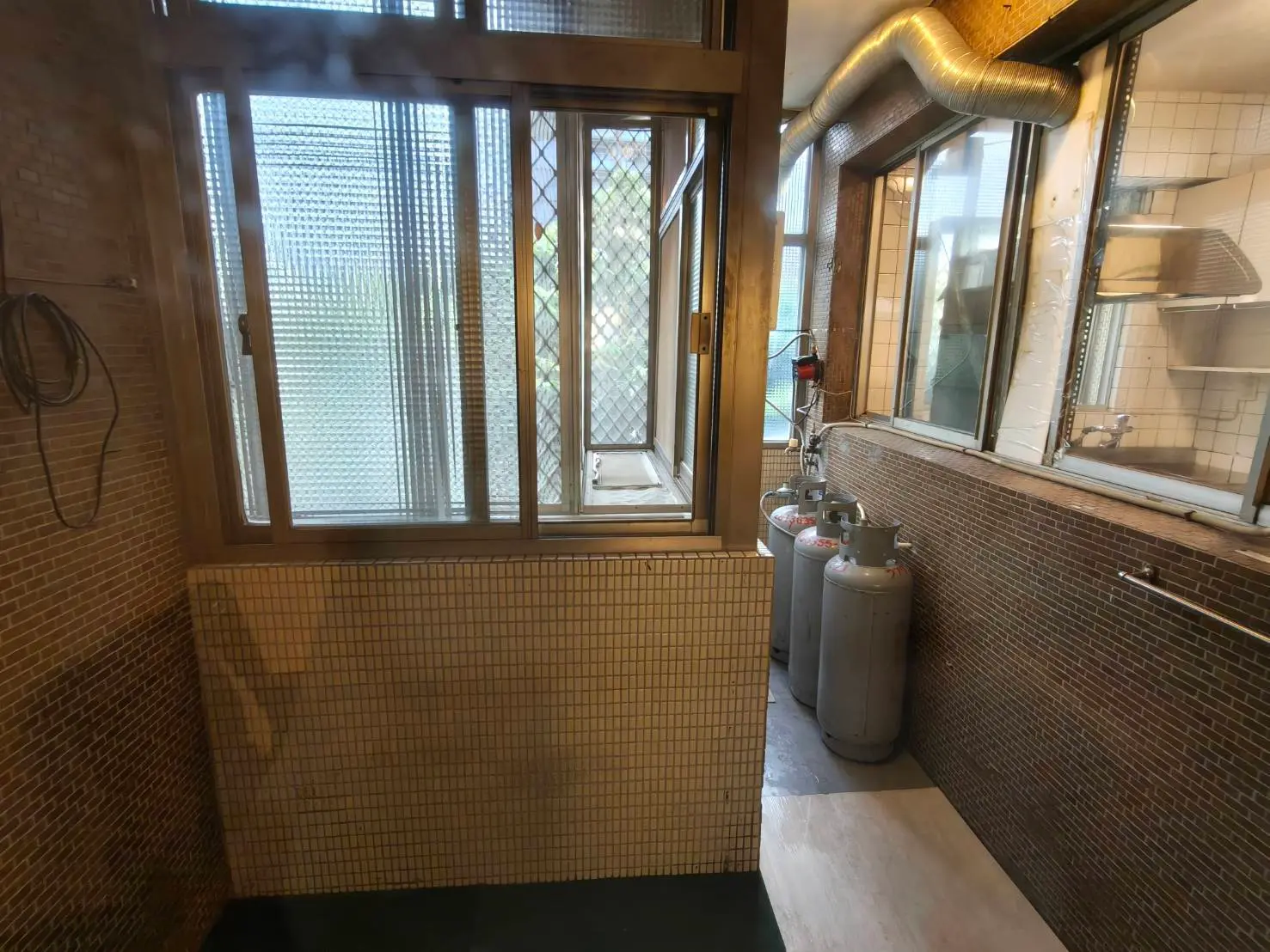3 bedrooms apartment for rent in Zhongshan District, Taipei City | NT$ 48 000 | 29 ping slide 10