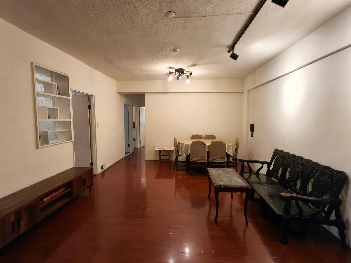 3 bedrooms apartment for rent in Zhongshan District, Taipei City | NT$ 48 000 | 29 ping slide 4