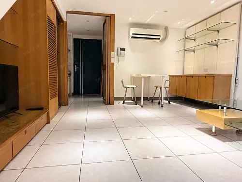 2 bedrooms apartment for rent in Zhongshan District, Taipei City | NT$ 40 000 | 20 ping slide 4