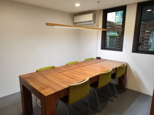Apartment for rent TWD 158 000 - Alley 8, Lane 36, Section 5, Minsheng E Rd - 4 bedrooms