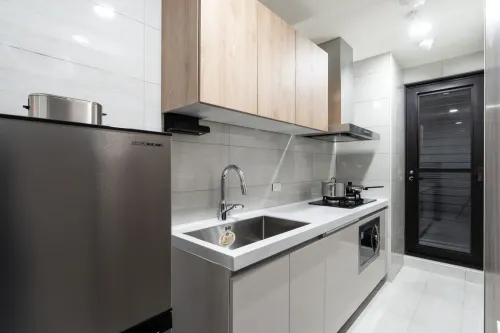 1 room apartment for rent in Zhongshan District, Taipei City | NT$ 98 330 | 21 ping slide 15