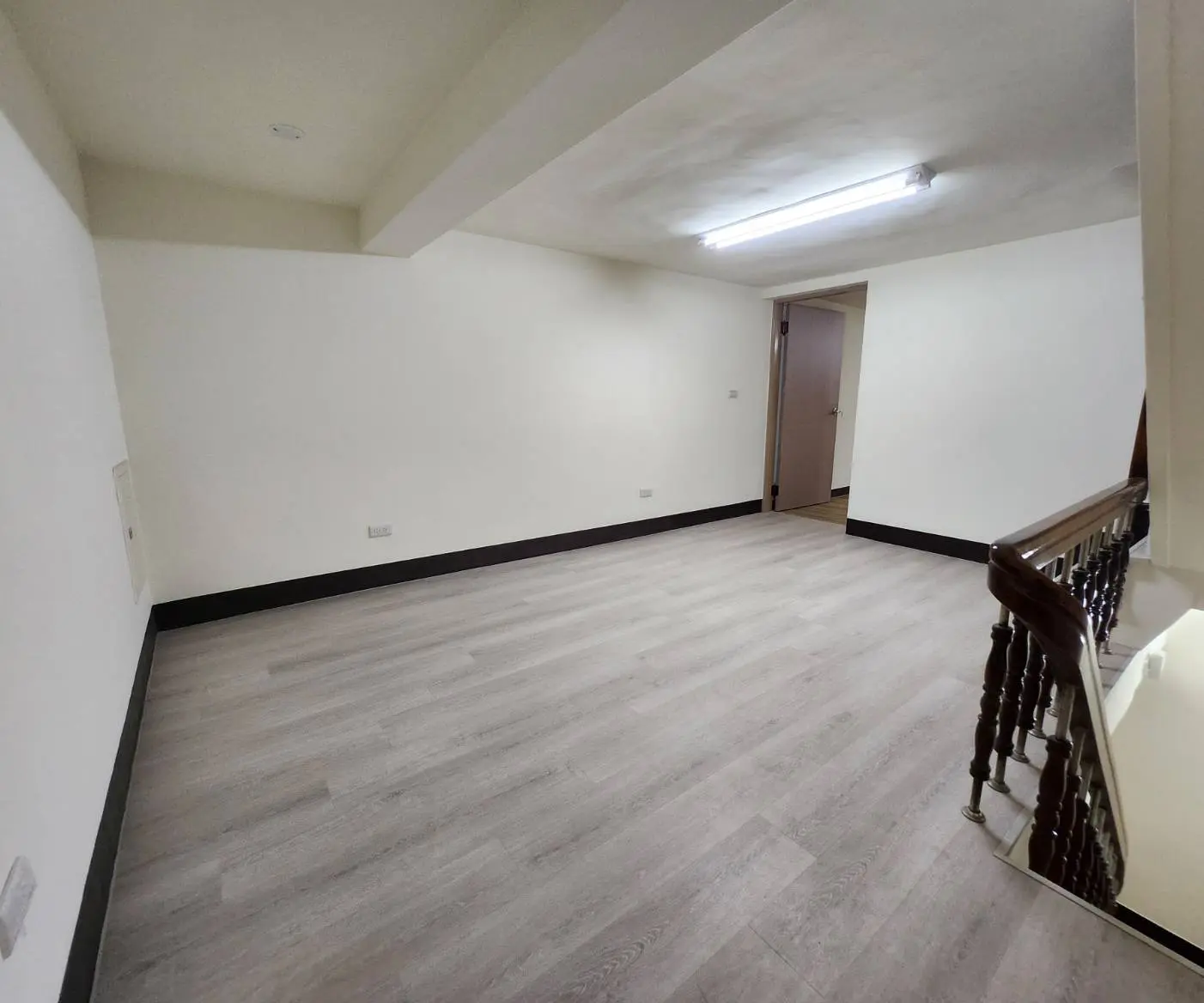 5 bedrooms townhouse for sale in Fengshan District, Kaohsiung City | NT$ 19 800 000 | 31 ping slide 16