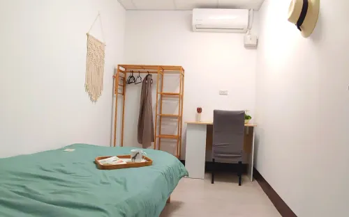 Private room for rent TWD 10 000 -  - 8 bedrooms