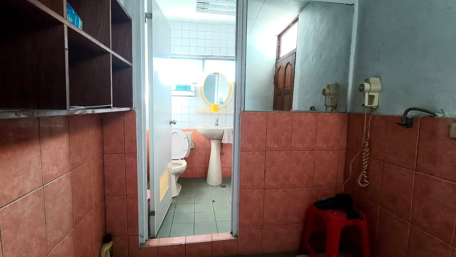 6 bedrooms townhouse for sale in Fenglin Township, Hualien County | NT$ 4 980 000 | 68 ping slide 19