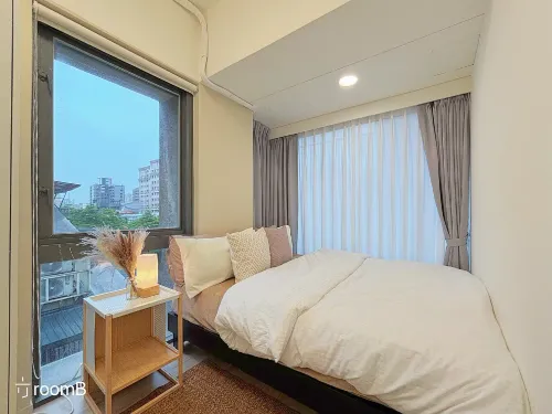 1 room apartment for rent in Zhongshan District, Taipei City | NT$ 45 000 | 12 ping slide 2