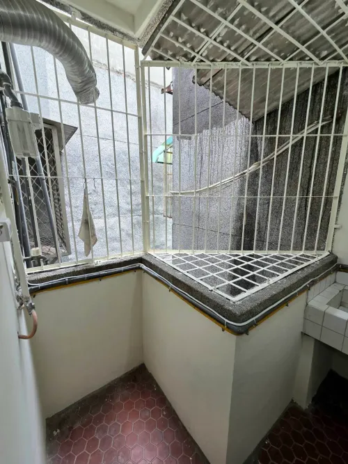 Apartment for rent TWD 30 000 - Section 4, Chenggong Rd - 2 bedrooms