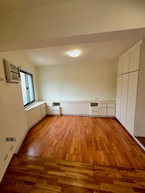 Apartment for rent TWD 30 000 - Section 4, Chenggong Rd - 2 bedrooms