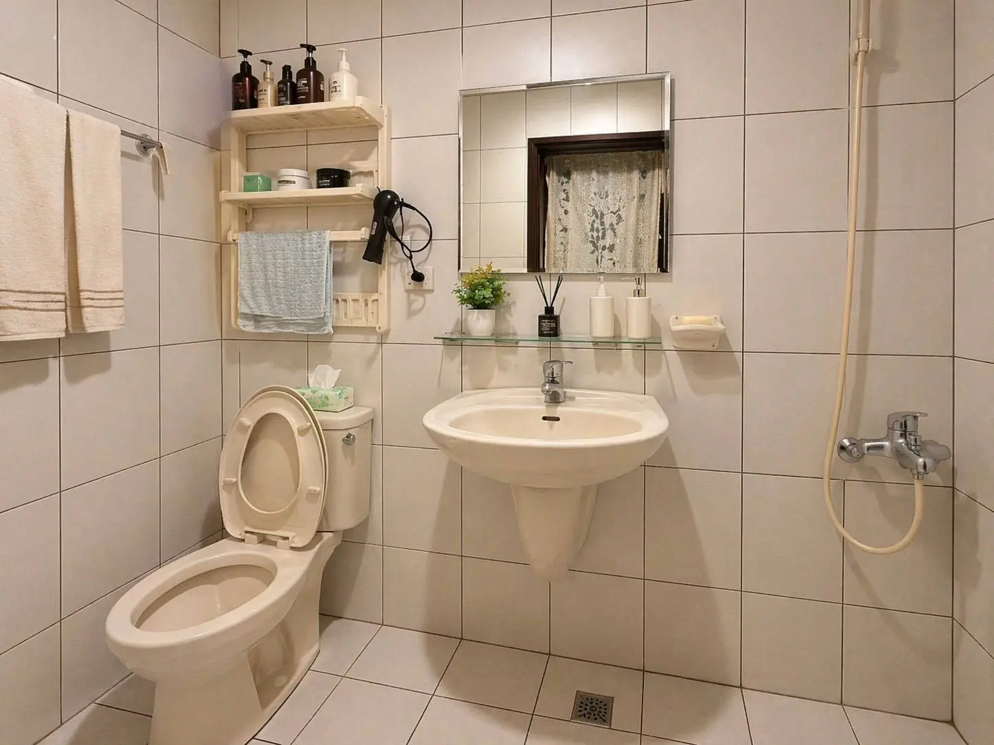 1 room townhouse for sale in Qidu District, Keelung City | NT$ 17 990 000 | 65 ping slide 4