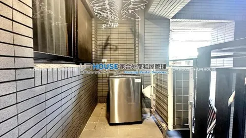 Apartment for rent TWD 65 000 -  - 3 bedrooms
