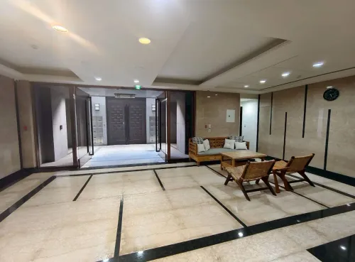 公寓 出租 TWD 138 000 - 長安東路一段56巷7弄 - 3 房