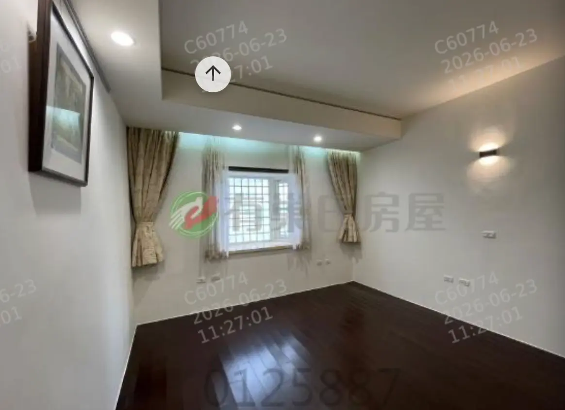 2 bedrooms apartment for rent in New Taipei City | NT$ 31 000 | 32 ping slide 2
