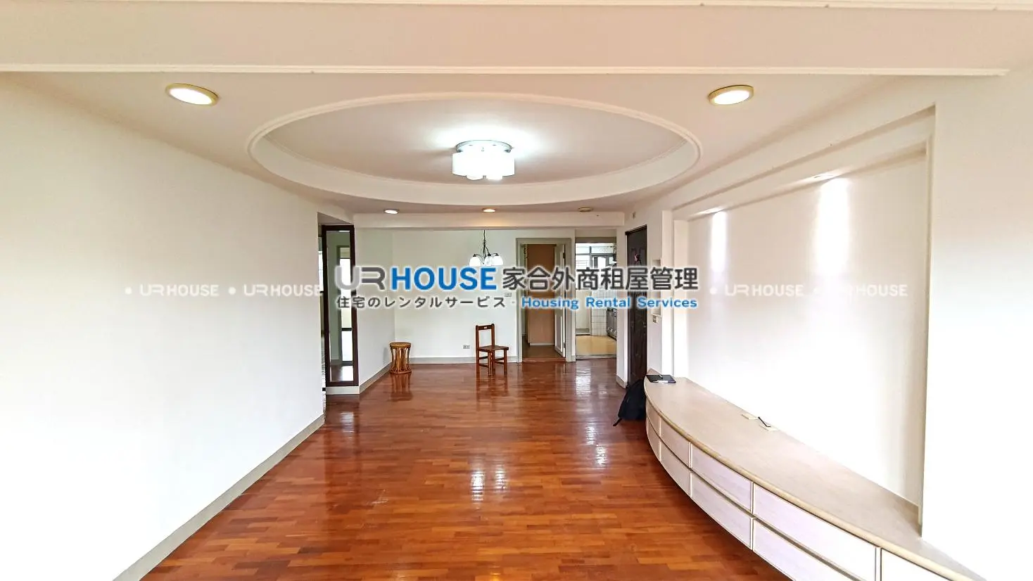 3 bedrooms apartment for rent in Shilin District, Taipei City | NT$ 62 000 | 46 ping slide 0