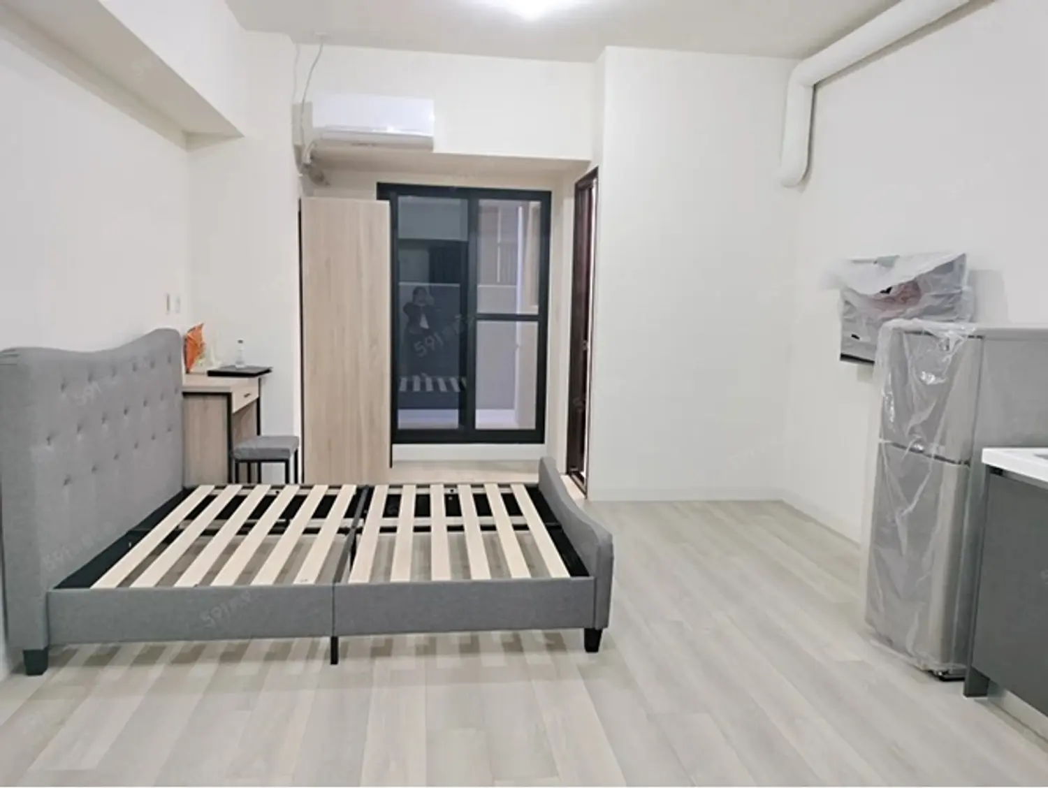 Studio apartment for rent TWD 23 000 - 12 ping - Zuoying District, Kaohsiung City slide 1