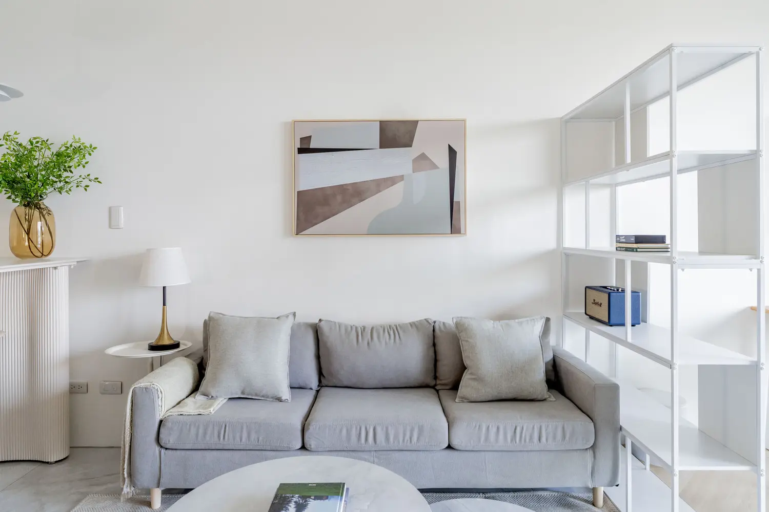 1 room apartment for rent in Zhongshan District, Taipei City | NT$ 98 330 | 21 ping slide 1
