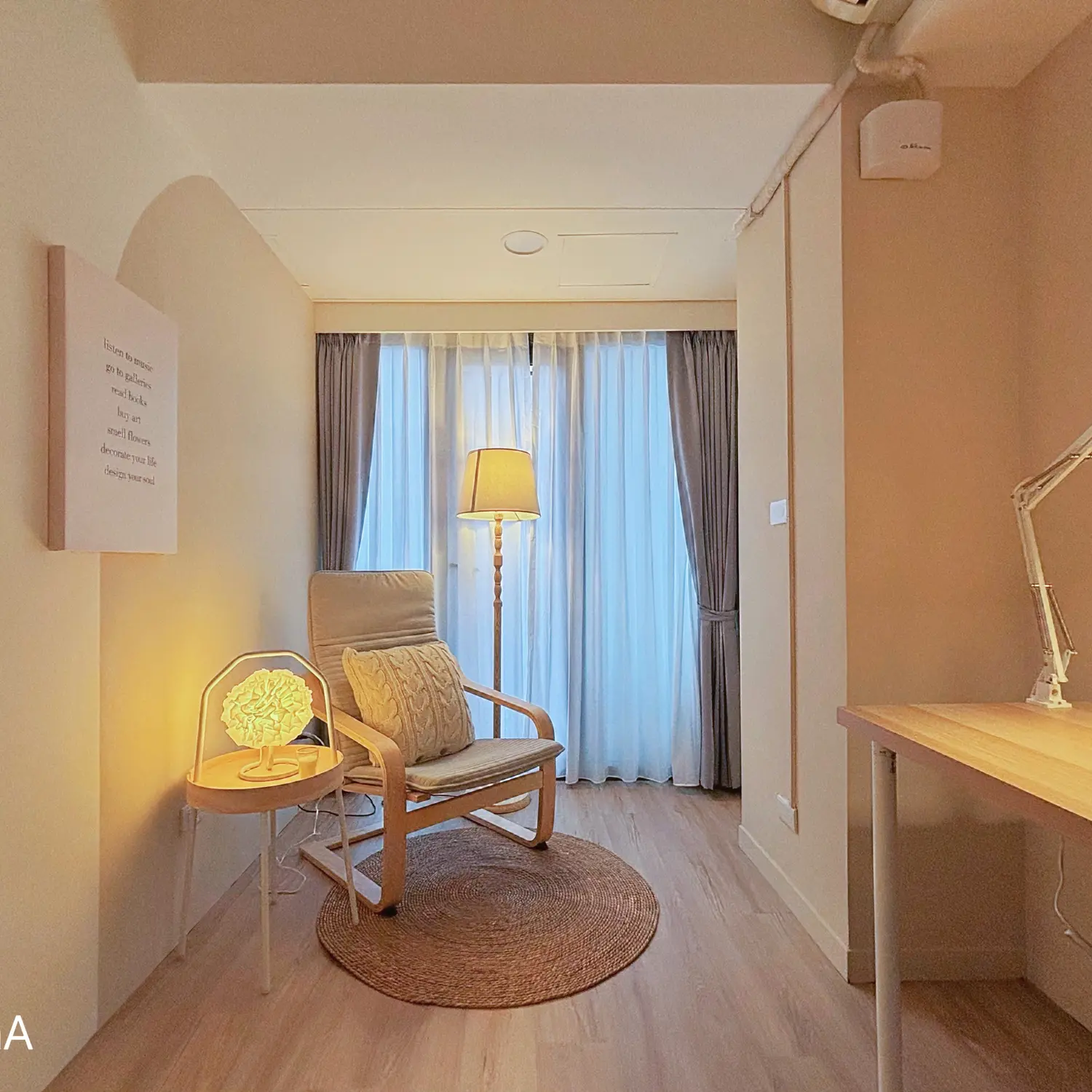 1 room apartment for rent in Zhongshan District, Taipei City | NT$ 45 000 | 12 ping slide 0